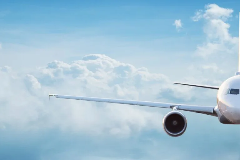 Avión en el aire_1